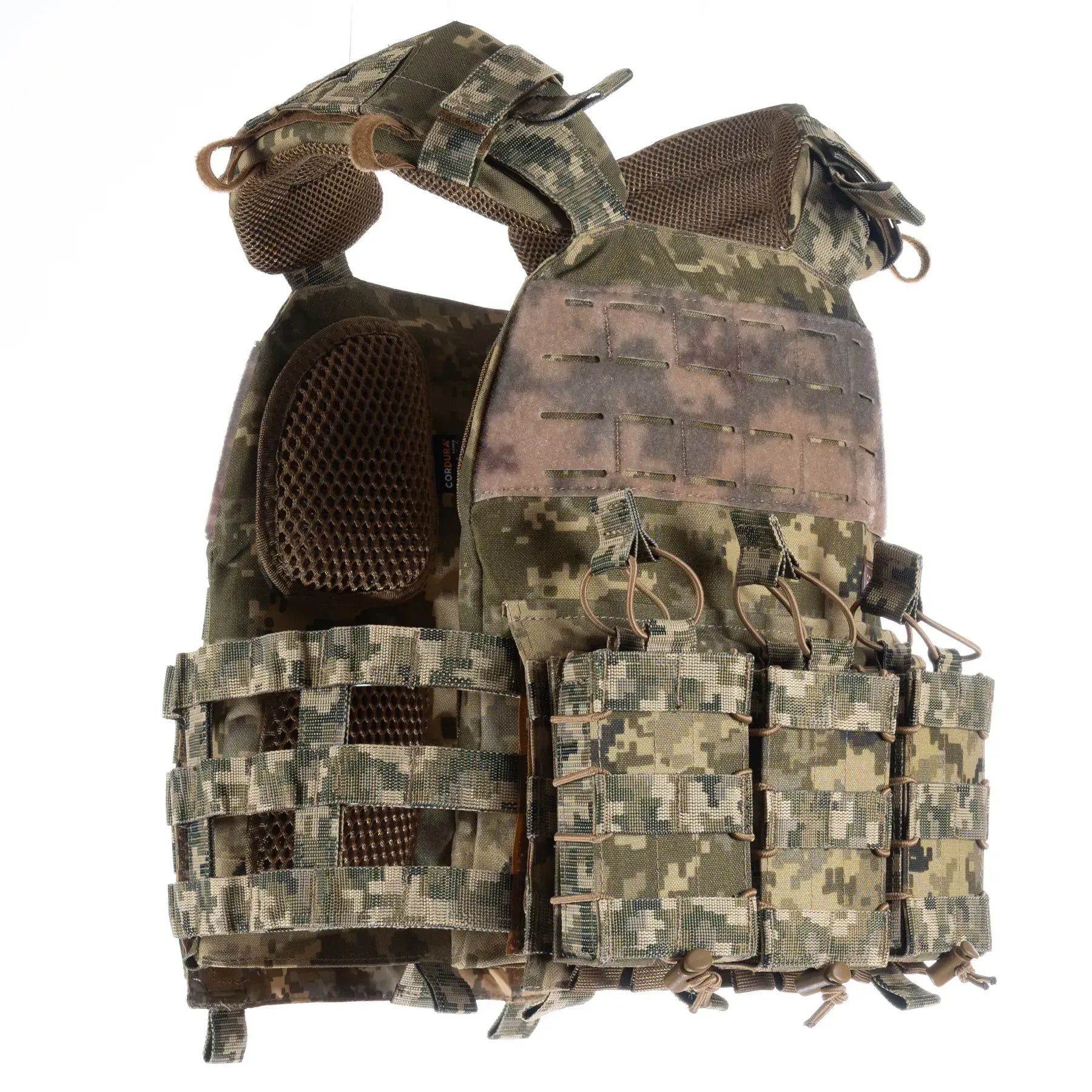 FamTac Plate Carrier M7 Lite – 3 Mag Pouches | Ukrainian Pixel - Blender Tactical