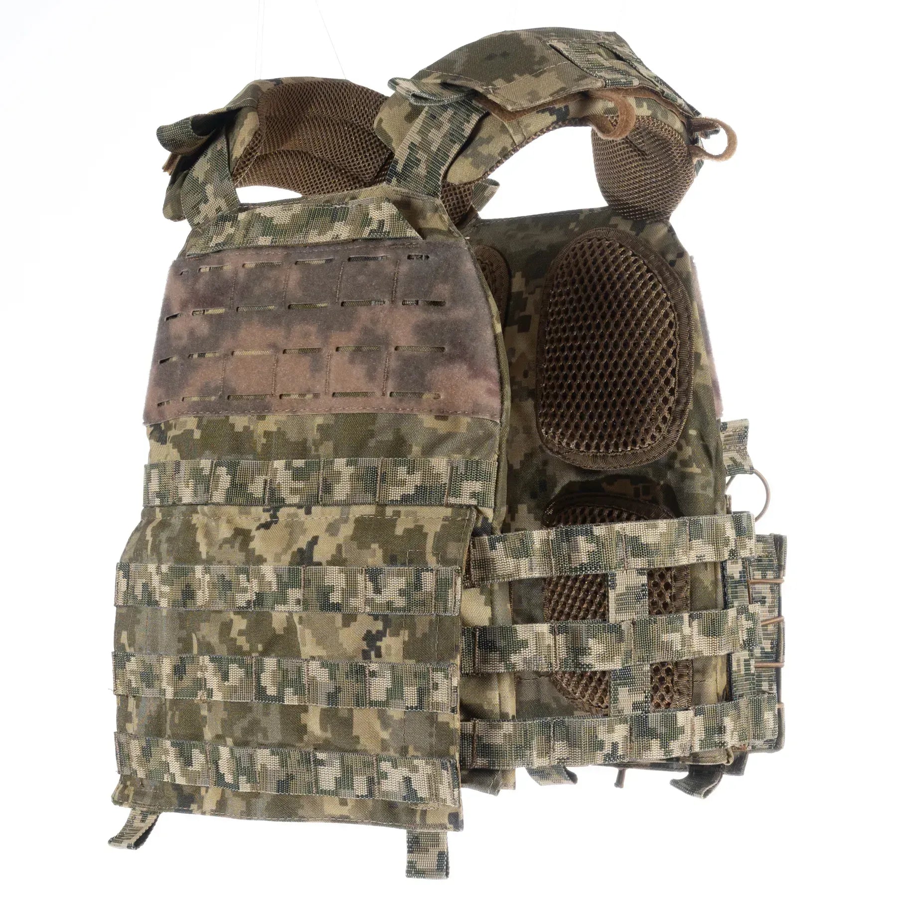 FamTac Plate Carrier M7 Lite – 3 Mag Pouches | Ukrainian Pixel - Blender Tactical