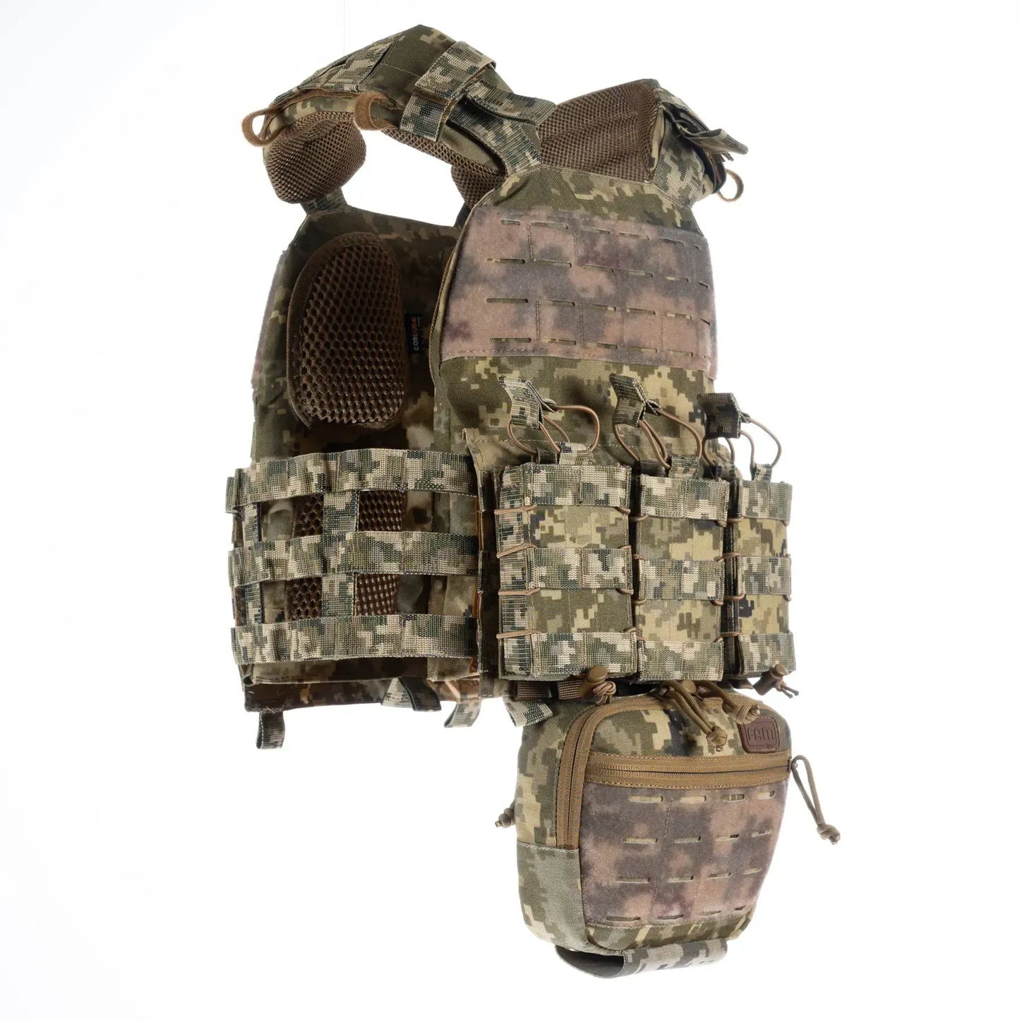 FamTac Plate Carrier M7 Lite – 3 Mag Pouches + Utility | Ukrainian Pixel - Blender Tactical