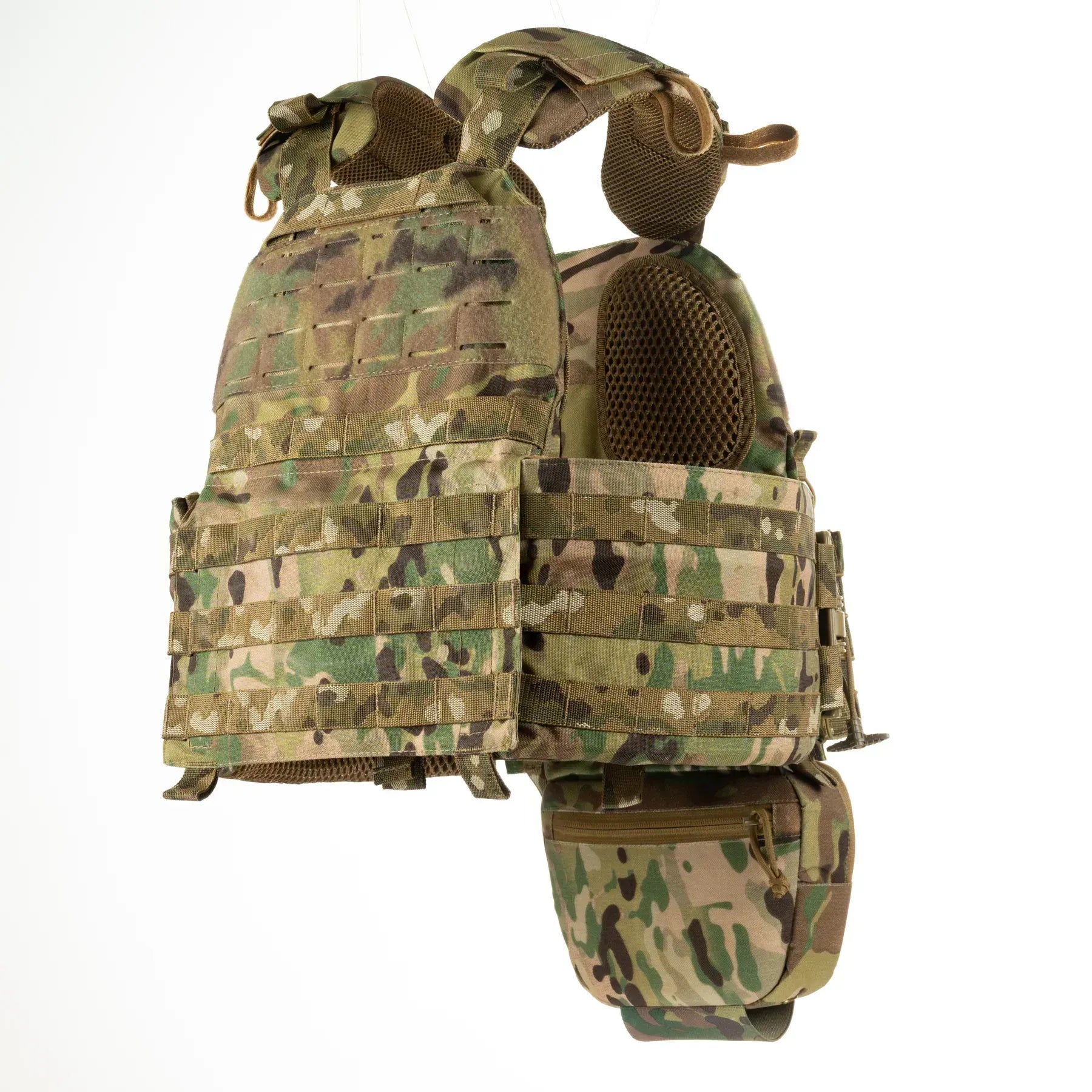 FamTac Plate Carrier M7 Lite – Side Armor 15×30 + 3 Mag Pouches + Utility | Multicam - Blender Tactical