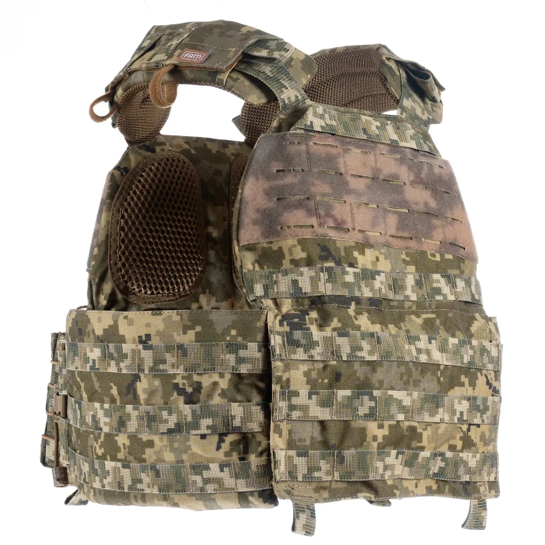 FamTac Plate Carrier M7 Lite – Side Armor 15×30 + 3 Mag Pouches | Ukrainian Pixel - Blender Tactical
