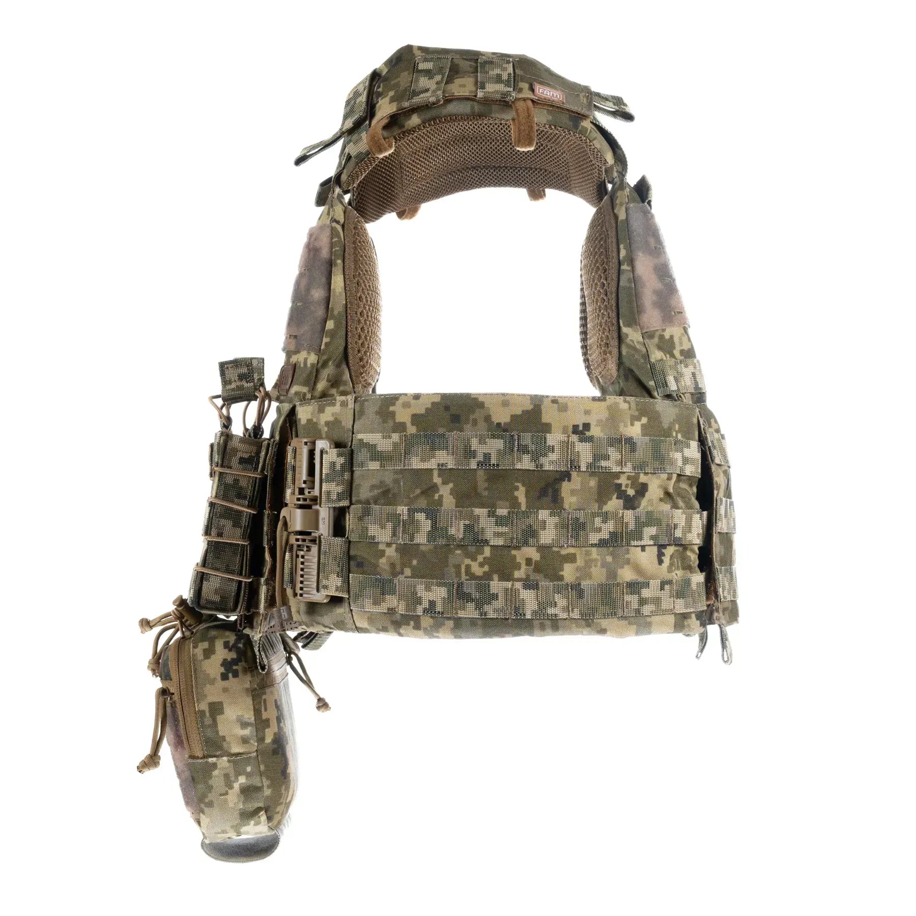FamTac Plate Carrier M7 Lite – Side Armor 15×30 + 3 Mag Pouches + Utility | Ukrainian Pixel - Blender Tactical