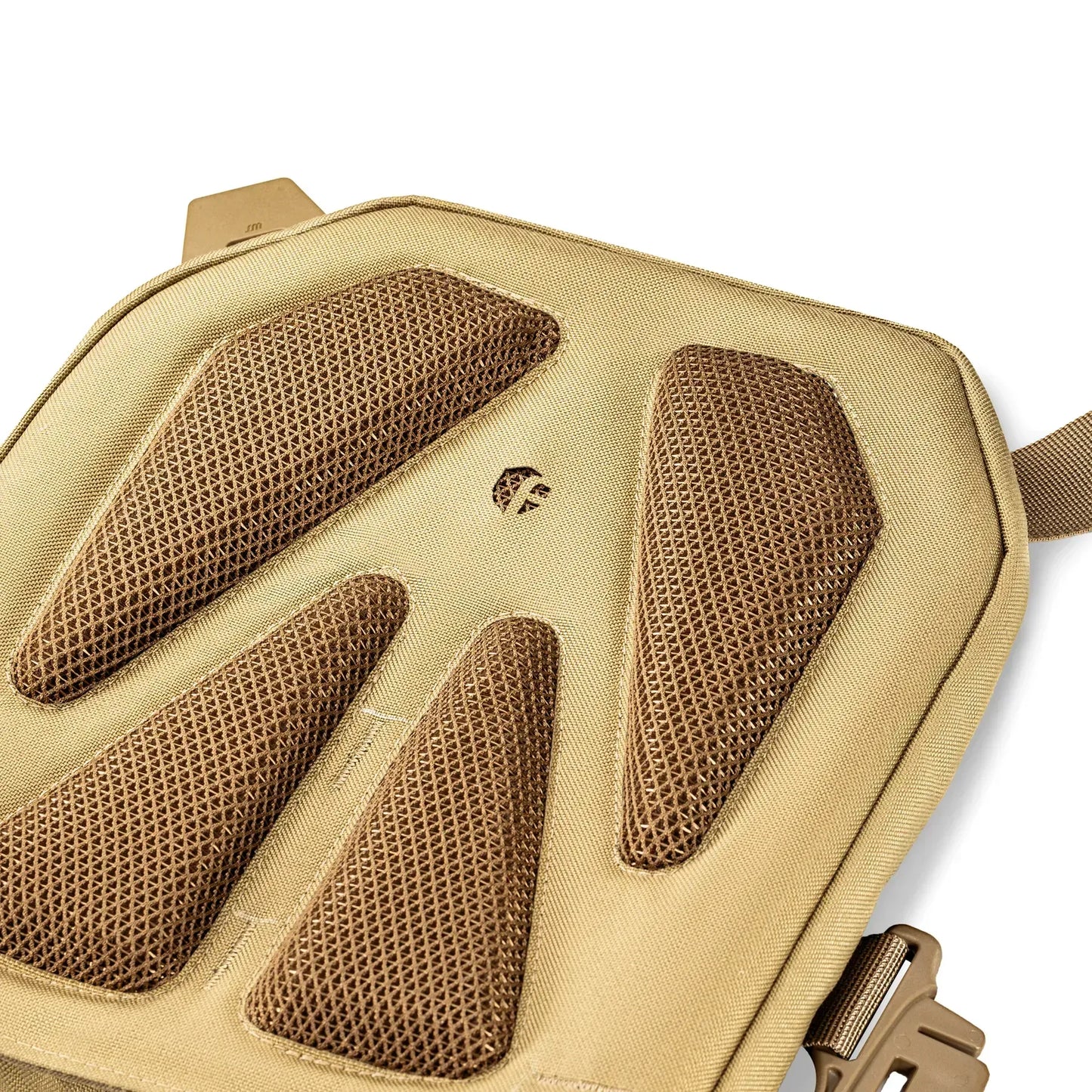 FamTac Plate Carrier M8 + MOLLE Panel | Coyote Tan - Blender Tactical
