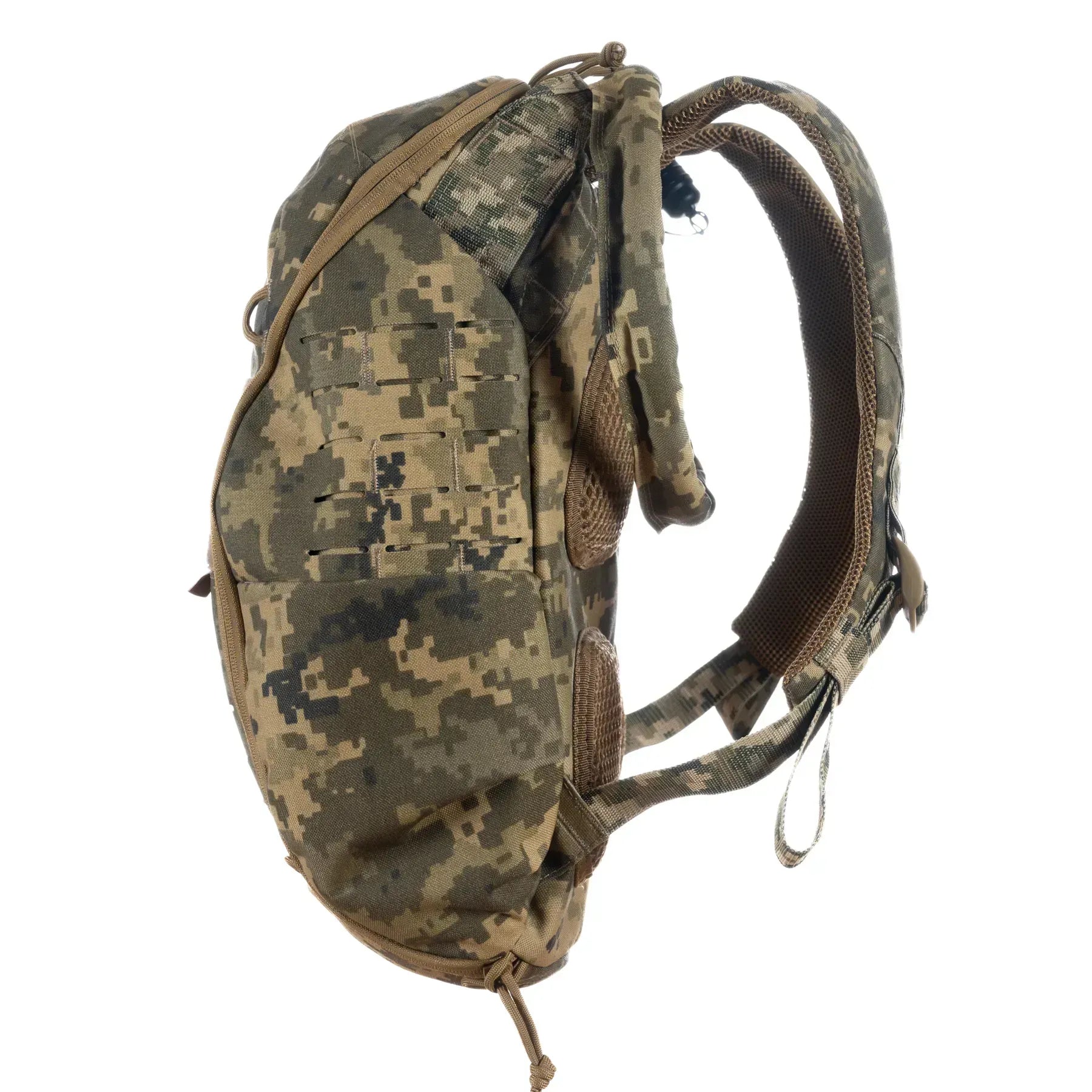 FamTac Tactical Backpack 15L – Shoulder Straps | Pixel Camo - Blender Tactical