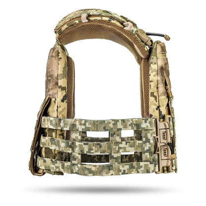 Famtac M7 PRO Gen 2 Skeleton Plate Carrier | Digital Pixel Camo - Blender Tactical