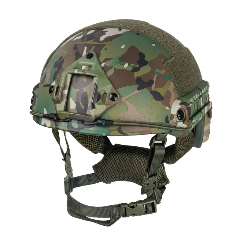 Casque militaire OTAN / NATO Kévlar. Surplus, survie protection sécurité - Casques militaires Casque militaire OTAN / NATO Kévlar. Surplus, survie protection sécurité - Casques militaires