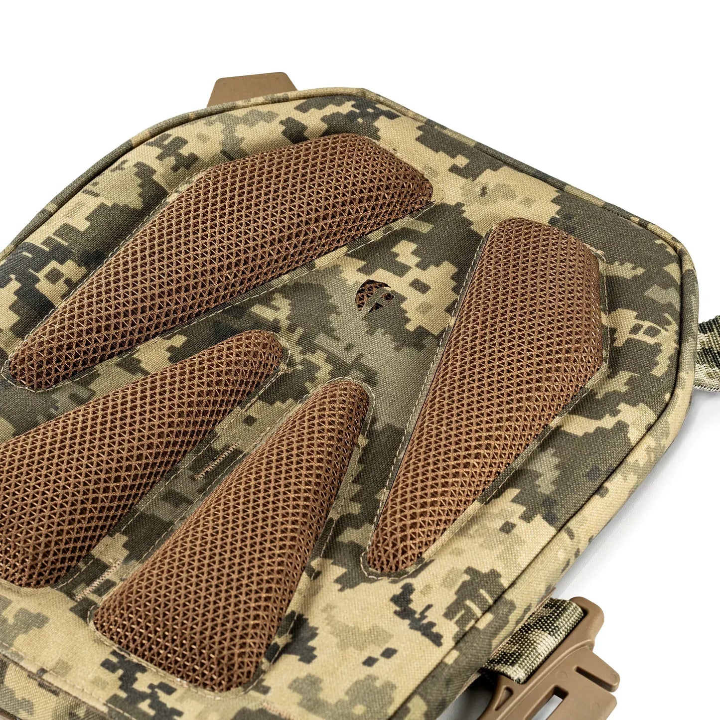 FamTac Plate Carrier M8 + MOLLE Panel | Ukrainian Pixel - Blender Tactical